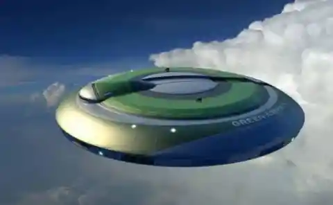 Green Airways Flying Saucer