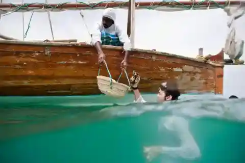 真珠の採取