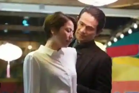 17. 에구치 요스케 & 모리타카 치사토