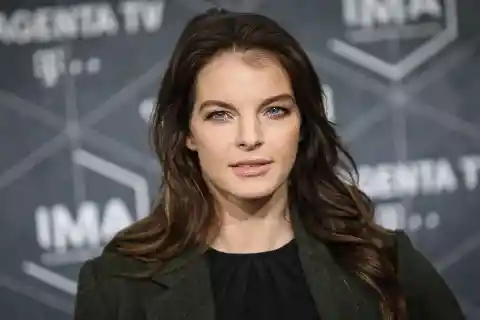 Yvonne Catterfeld – 2 million euros